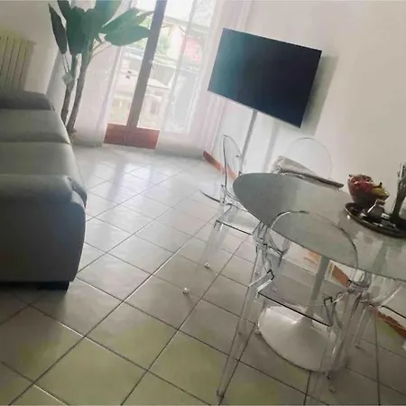 Trilocale Con Posto Spiaggia/ombrellone Compreso