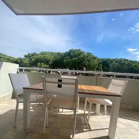Trilocale Con Posto Spiaggia/ombrellone Compreso דירה